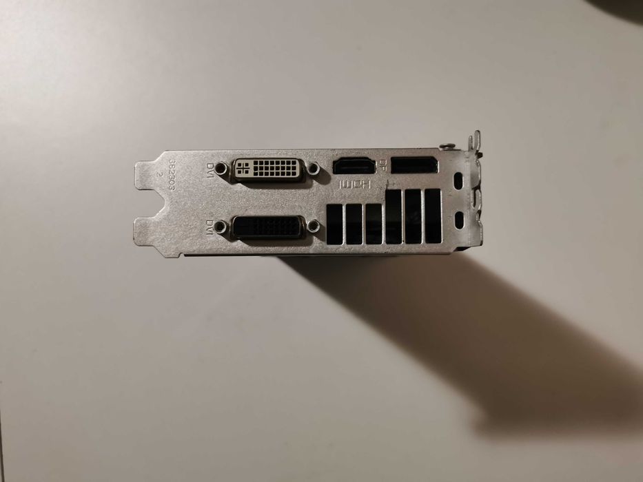 Видеокарта Sapphire Radeon NITRO R7 370 4GB DDR5