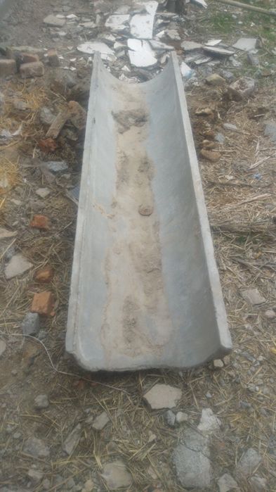 кормушка для скотины