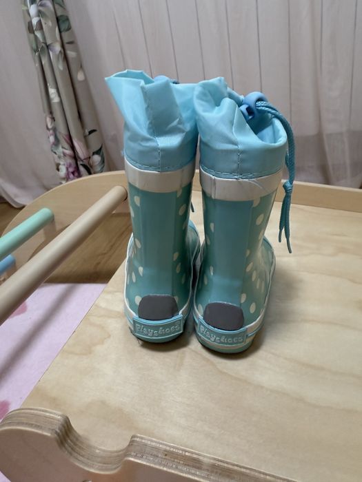 Обувки размер 24 и 25