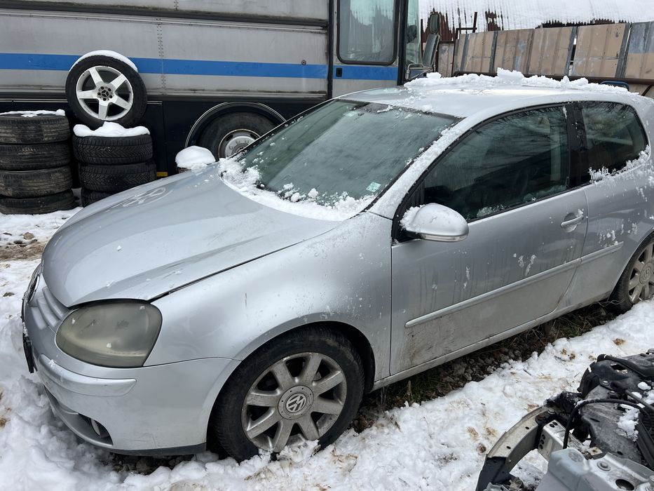 Volkswagen Golf 5 2.0tdi , Фолксваген Голф 5 тди На Части !!!