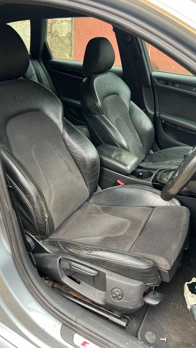 Dezmembrez/Dezmembrari Audi A4 B8 S-line 2.0 Tdi CAGA 143cp 2009 LX7V