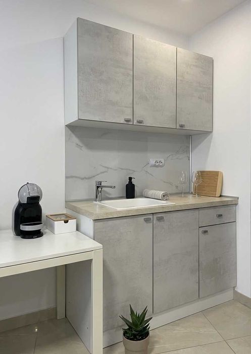 Дава се под наем Офис в Бургас, Център - 100 кв.м за 119.34 € - Снимка #3