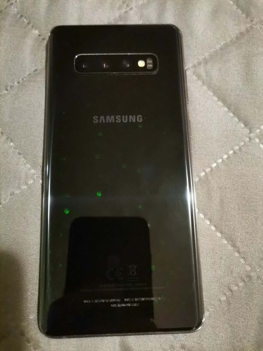 Samsung S10 Plus  отличен!
