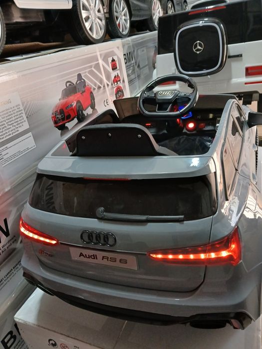 Топ цена!!Промоция!!Акумулаторен джип AUDI RS6