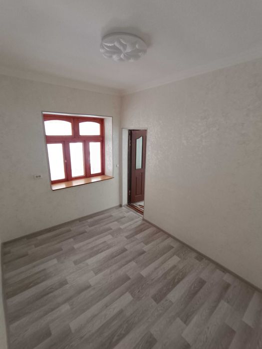Yangi remontda selxozdan 2.5 km 3 xonali tupik kotej, narx kelishiladi