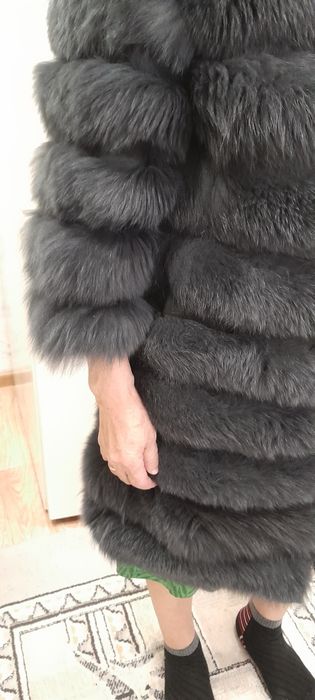 Продаётся шуба песец