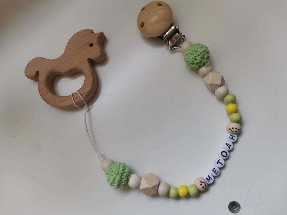 Бебешки клипс за залъгалка