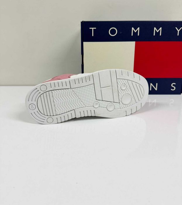 Tommy Jeans The Brooklyn Mix Media