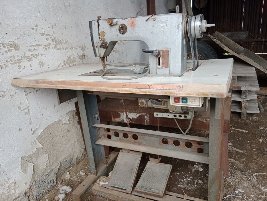 Продам швейная машина