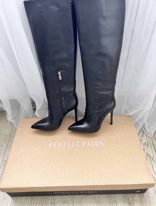 Сапоги демисезонные новые черный и коричневый