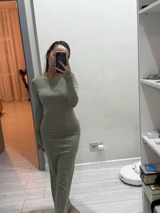 Красивое платье в пол 42-44