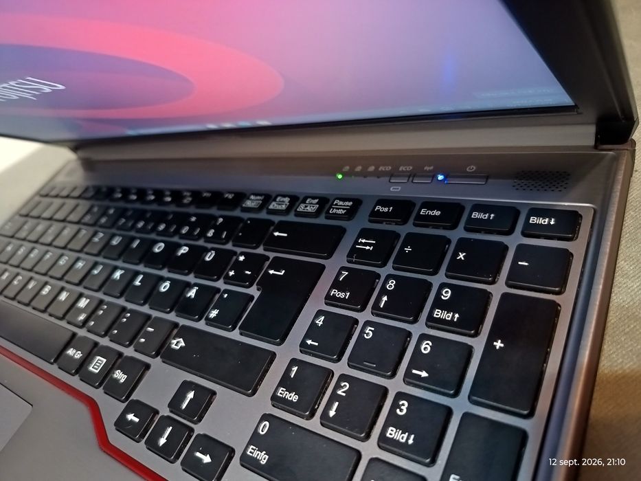 Fujitsu LIFEBOOK E756 | Display 15.6" Full HD Anti-Glare | Intel Core i5-6200U | 16 GB RAM DDR4 | 1TB SSD Shark Gaming | DVD-RW - Modular Bay