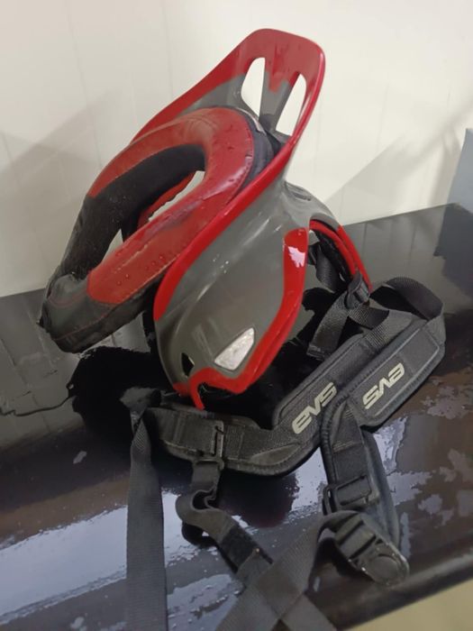 Яка EVS мотокрос ,мотор