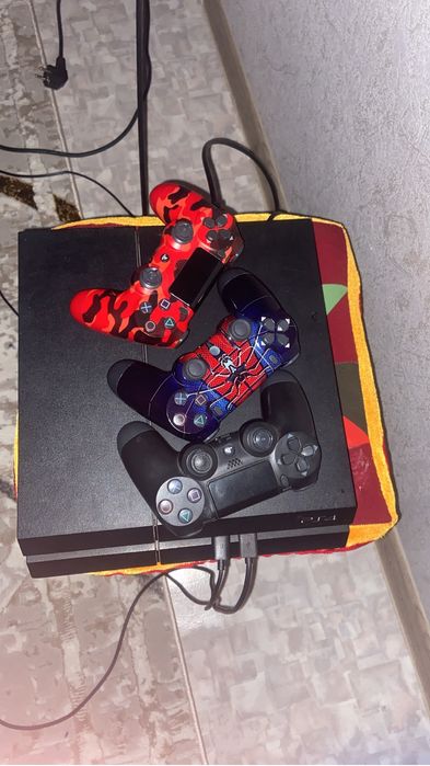 Пс4 фат 1024ГБ.