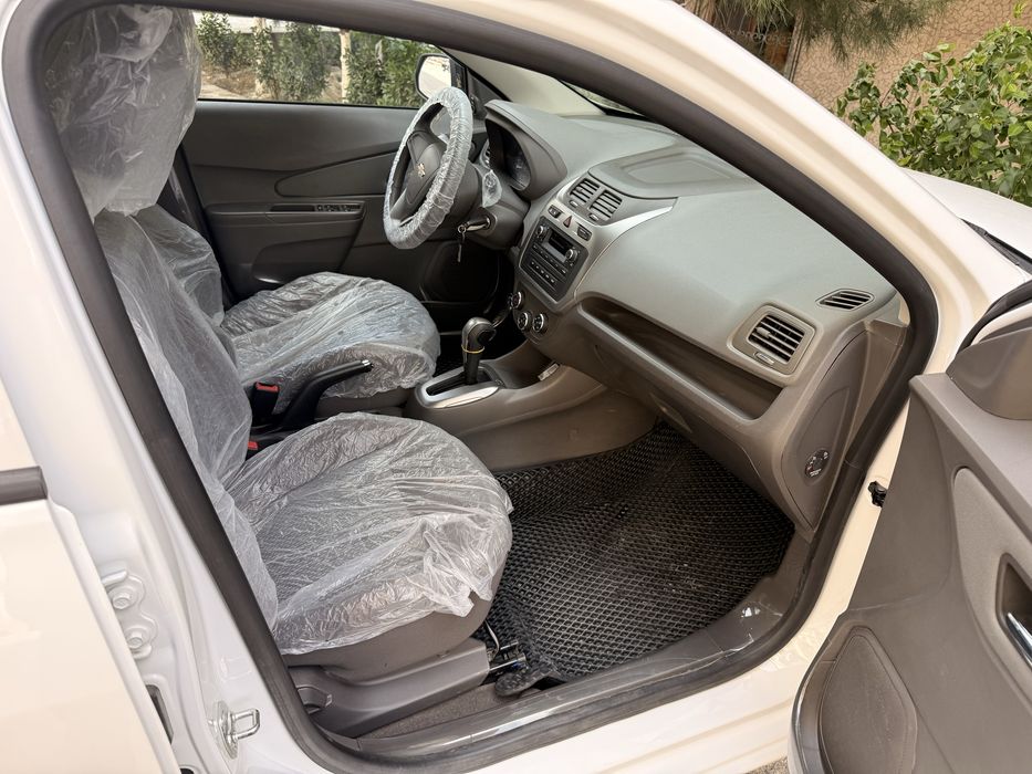 Chevrolet Cobalt 2025 — 5