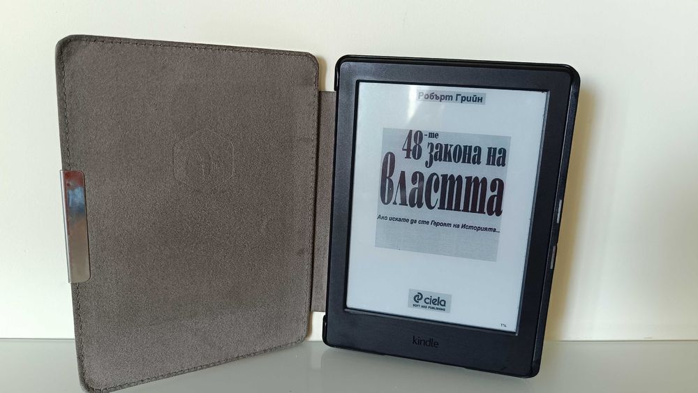 Електронен Четец Kindle Basic 2 (2016) - Добро Състояние