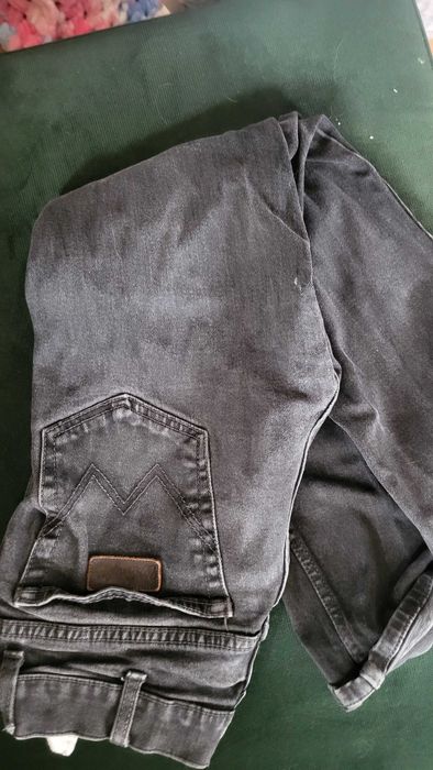 Дънки Volcom, Calvin Klein, Carhart, Levis, Wrangler