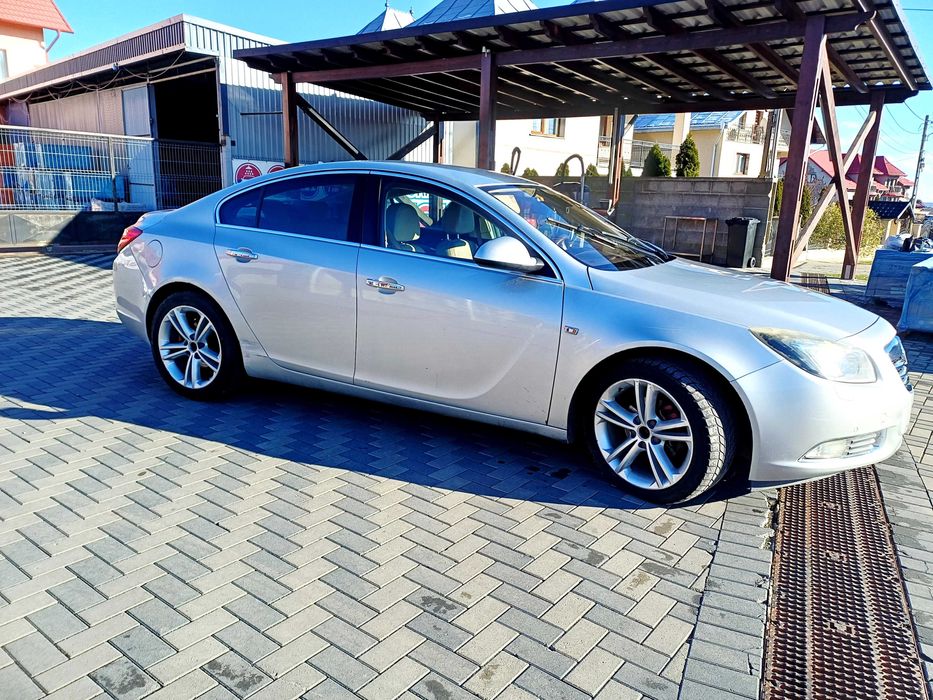 Opel Insignia 2011