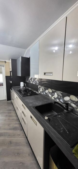 Продаётся 2-комн квартира