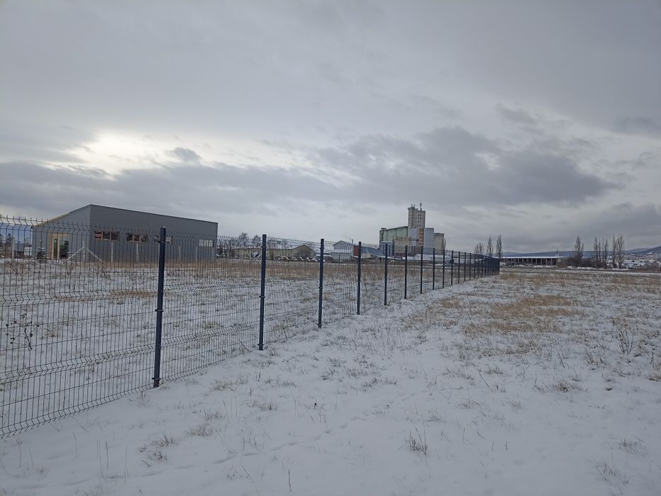 Vând Teren Intravilan Industrial PUZ,800m2. 1500m2 sau 1850m2