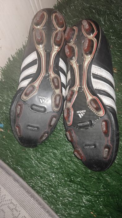 Adidas сороконожки