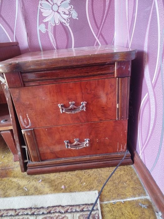 Mebel i miyaxkiy divan