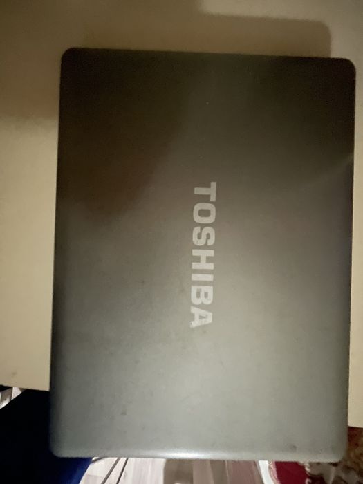 Ноутбук Toshibaa