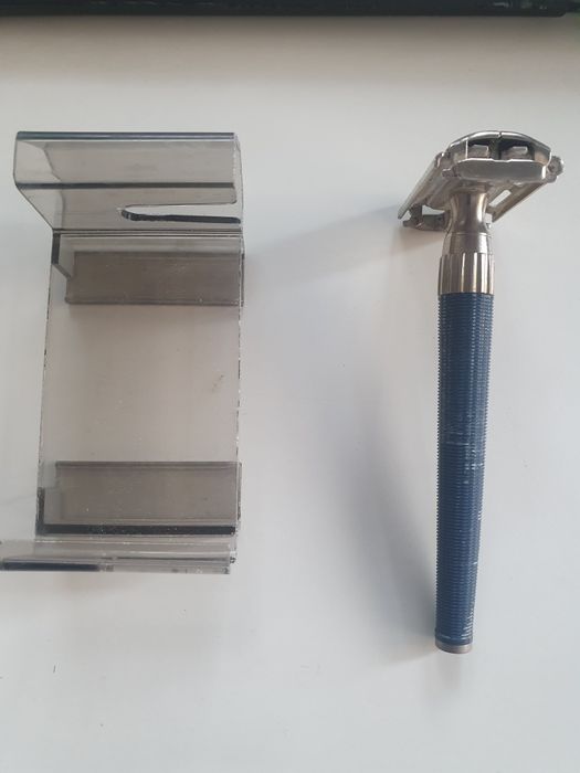 Aparat de ras Gilette