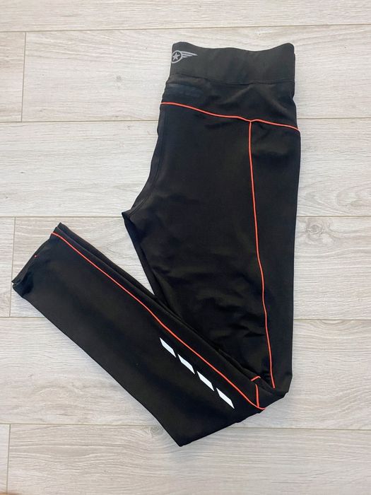 Pantaloni / colanti fitness marimea XL, noi