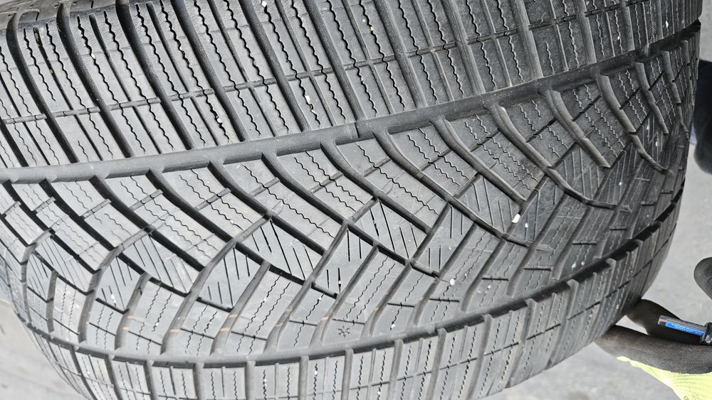 Гуми 285 40 20 гуд йър