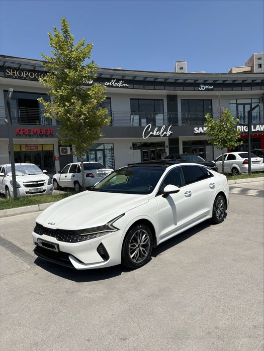 Kia k5 pristige 2021