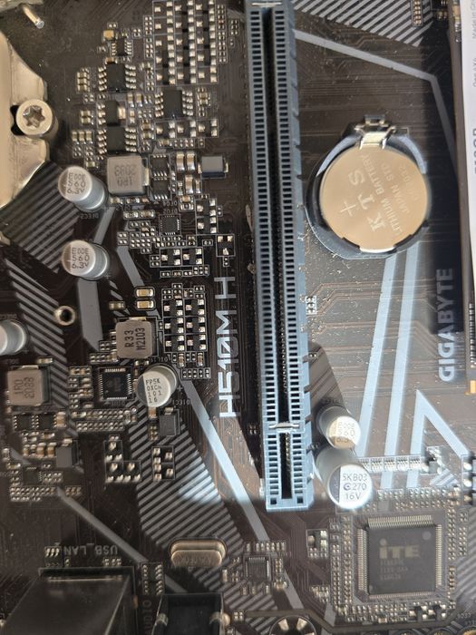 Сотилади материнка h510+озу+m2+corei5+cooler
