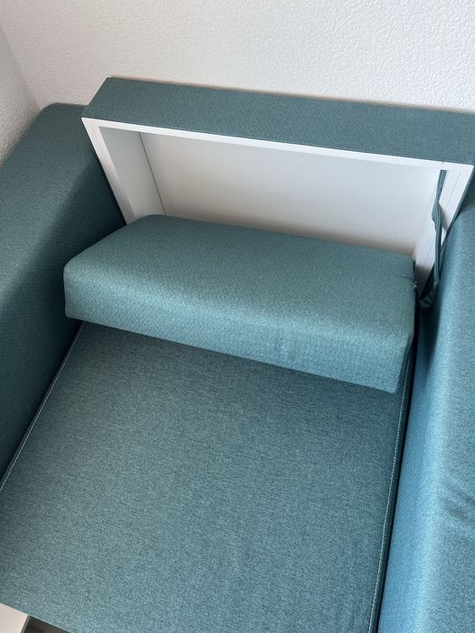 Диван раскладной.