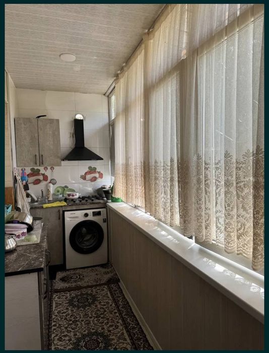 Srochne sotiladi Yunusobod 8 kv 3 xona