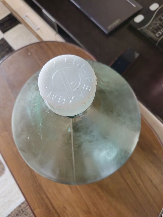 Бутыль 20 литров