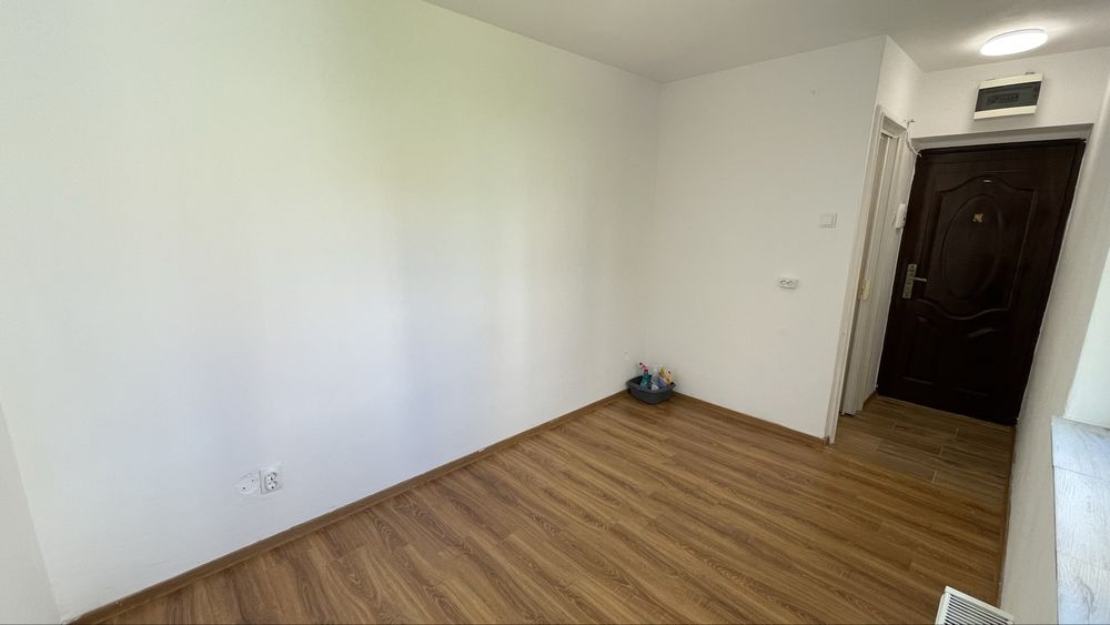 Garsoniera  str IZA Rogerius