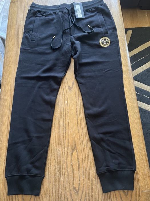 Versace jeans cuture pantaloni trening si tricou !