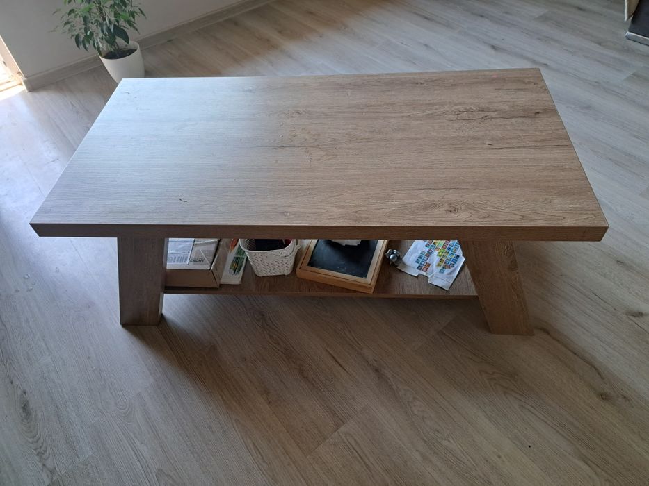 Маси трапезна и холна