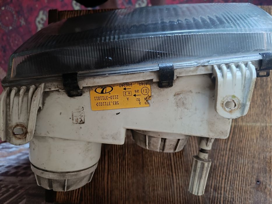 Фара левая ваз 2112