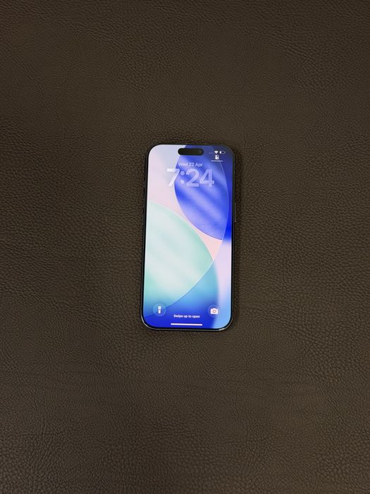 Продавам iPhone 17 PRO 87 цикъла