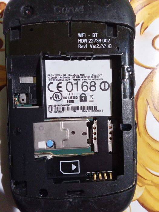 Продавам телефон за части