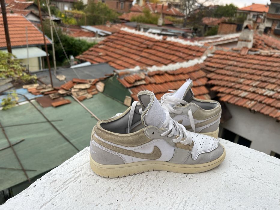 Nike Jordan1 Retro Low 42