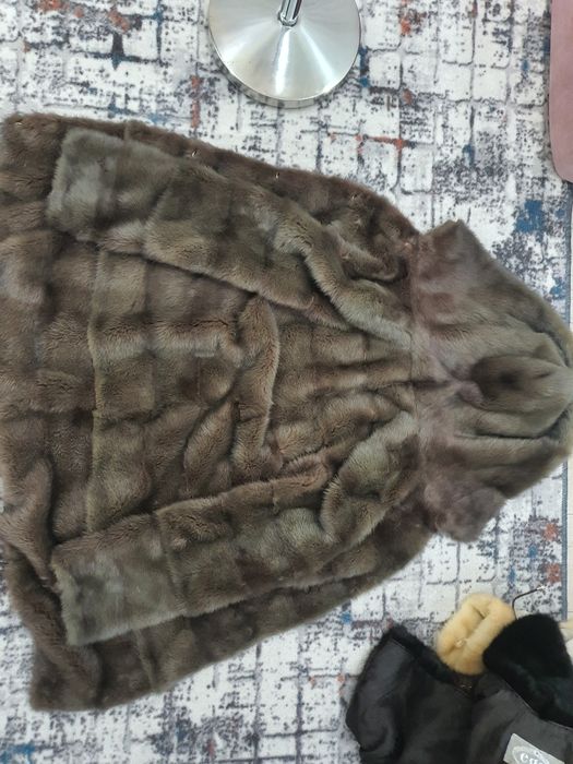 Продам норковую шубу