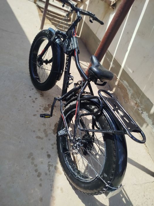 Velosiped sotiladi srochniy