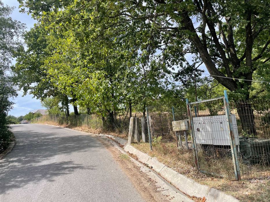 Teren intravilan 2.359 mp Valea lui Enache, Baiculesti, apa, curent, asfalt