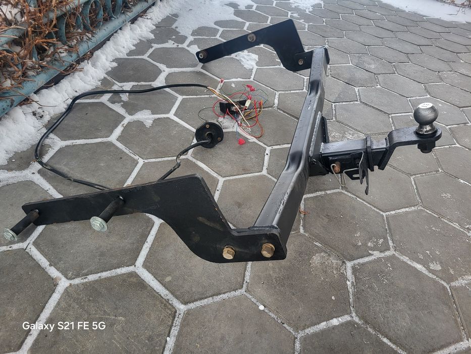 Фаркоп рено аркана