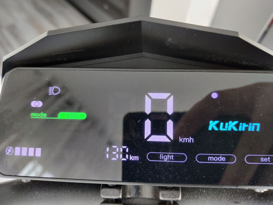 Trotineta kuchirin G2