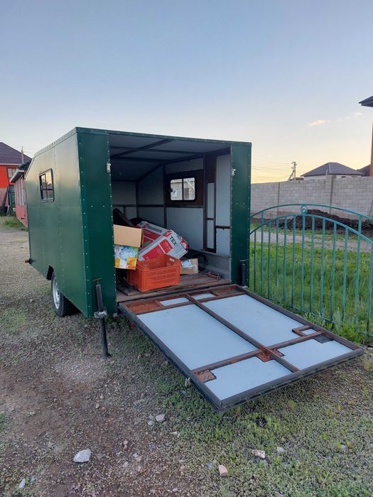 Прицеп для снегохода и кемпенга