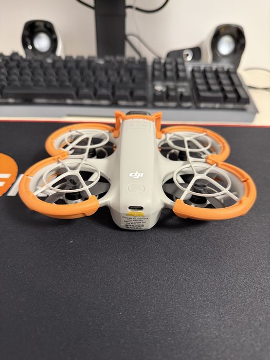 Drona DJI NEO ca noua + 2 protectii drona
