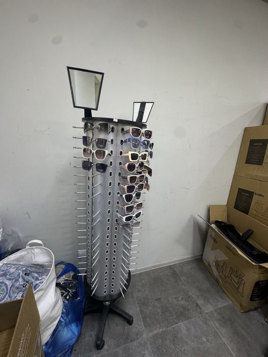 Продам стойку для очков